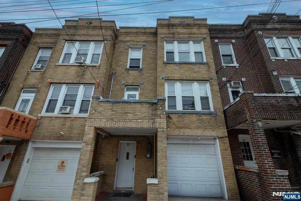 37 64th Street 2 - Photo 1