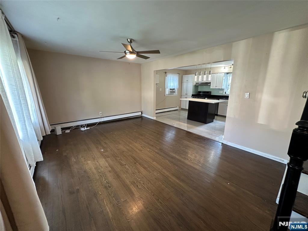 777 Oakwood Lane - Photo 2