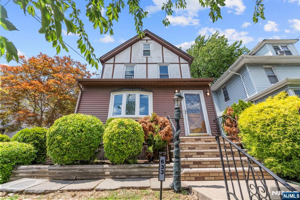 633 Chestnut Street - Photo 3