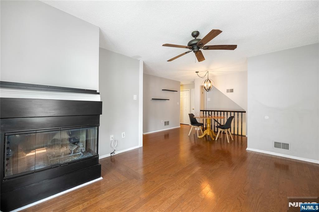 1123 Hyde Park Court 1123 - Photo 5
