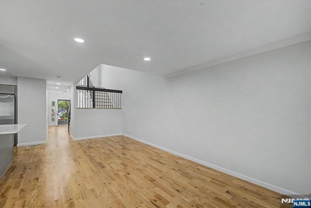 599 Apache Court - Photo 5