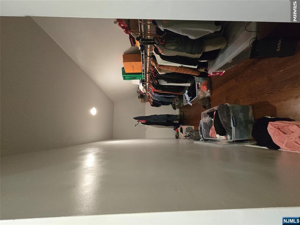 105 8th Street — photo 34