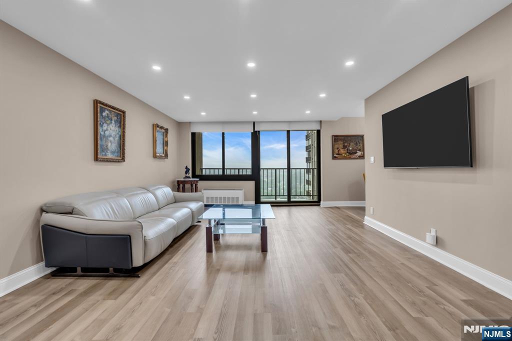 300 Winston Drive 2523 - Photo 3