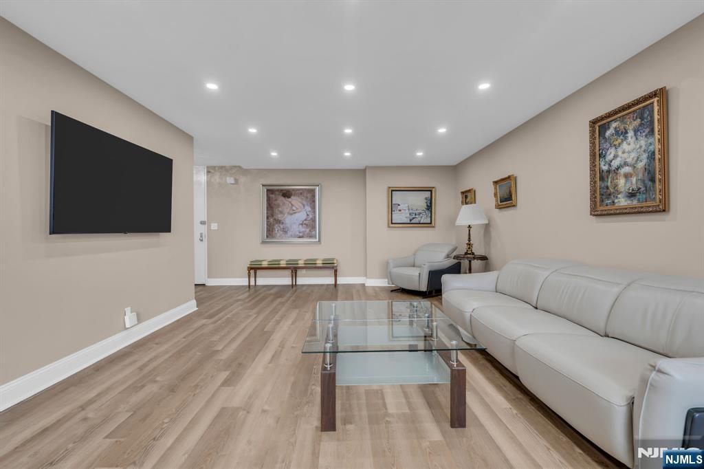 300 Winston Drive 2523 - Photo 5