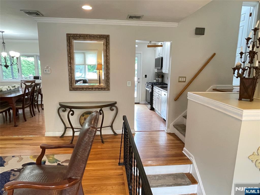 685 Lafayette Avenue - Photo 5