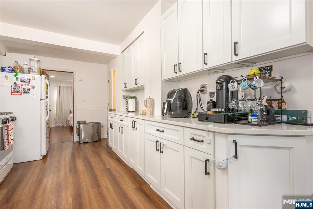 344 Valley Brook Avenue - Photo 3
