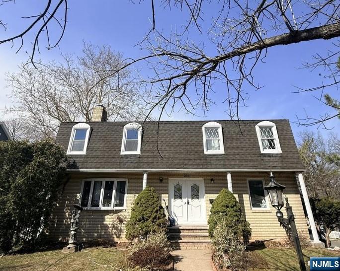 200 Larch Avenue - Photo 1