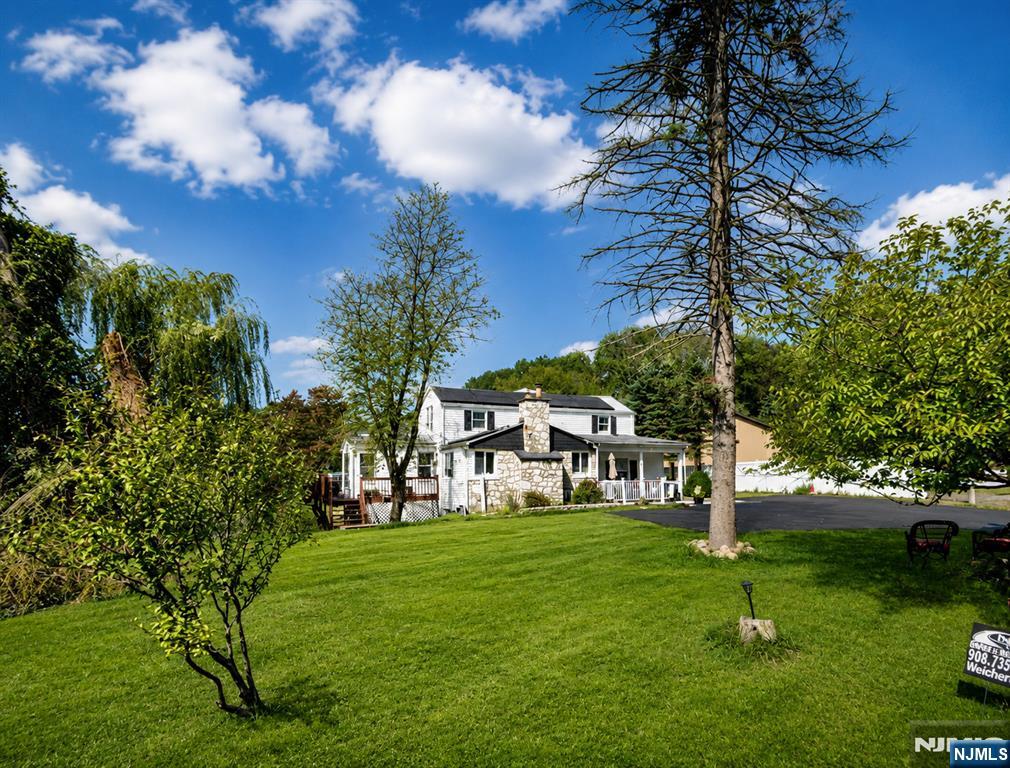 49 Hillcrest Drive - Photo 1