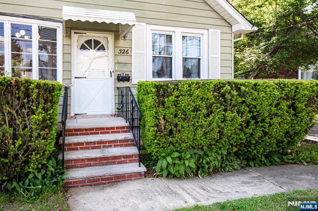 326 William Street - Photo 5