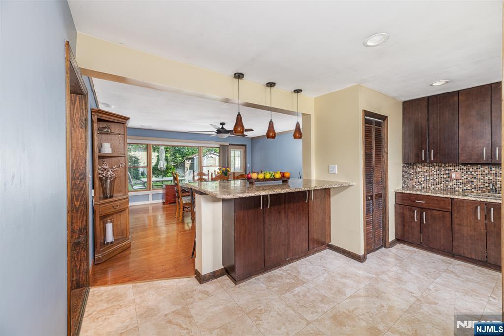 57 Meakin Ave, Rochelle Park, NJ 07662