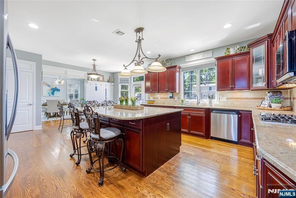 8 Ferndale Place — photo 14