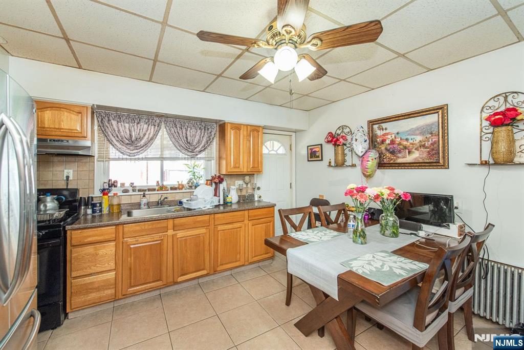1029 19th Street - Photo 4