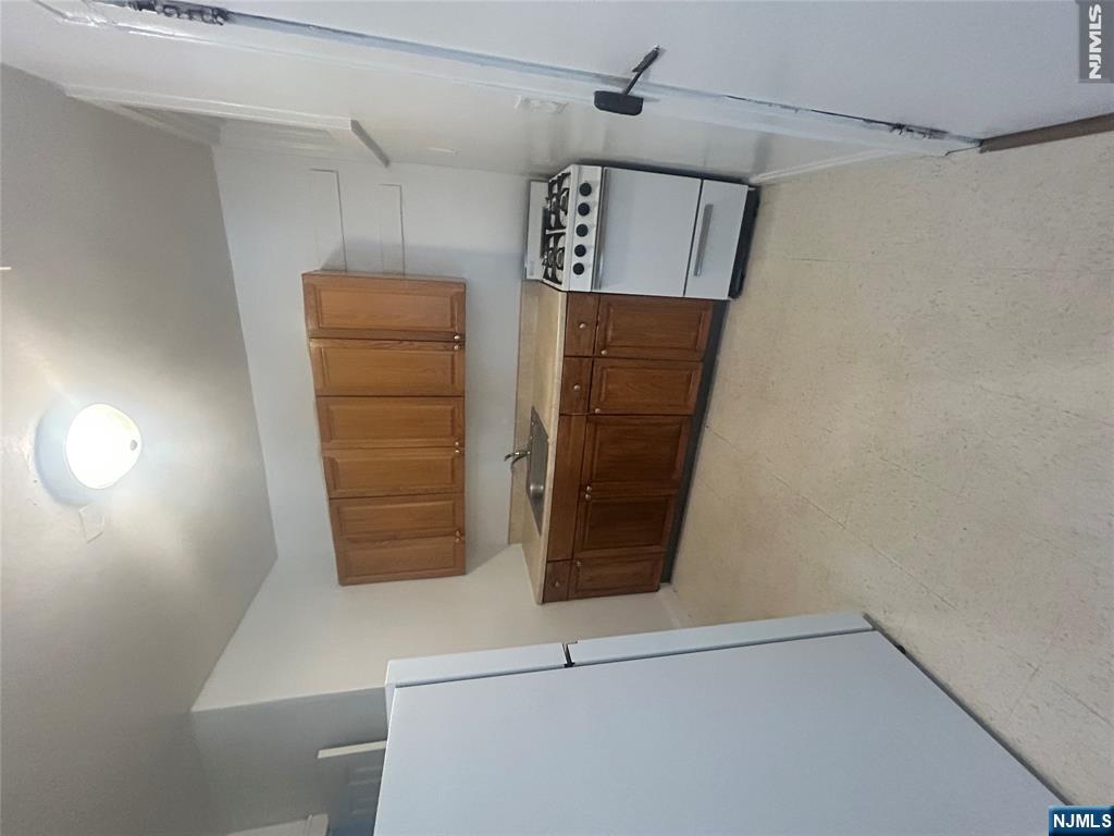 159 Westminster Place 2 - Photo 4