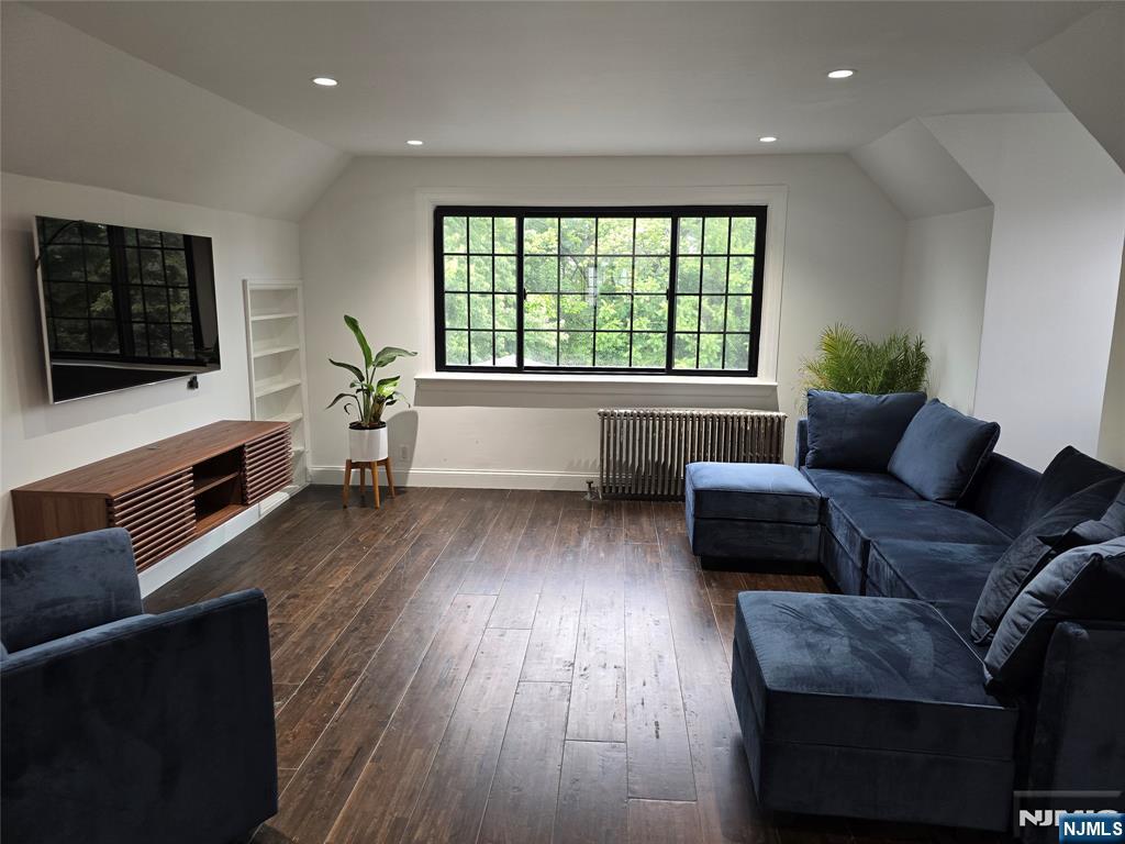 83 Rollins Avenue 2 - Photo 5