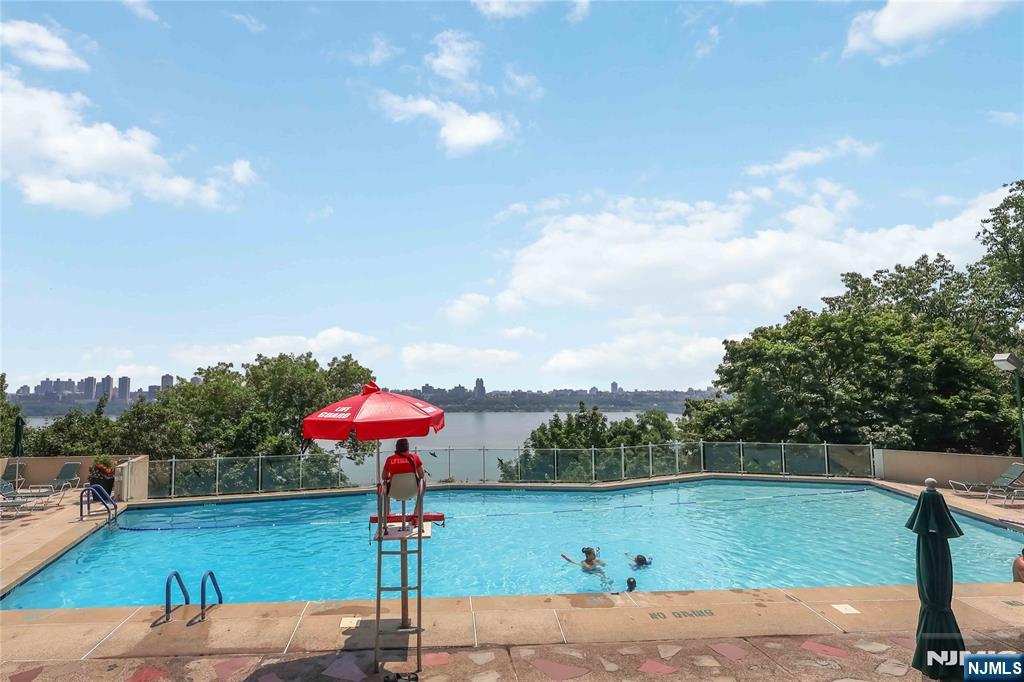 1 Horizon Rd #1001, Fort Lee, NJ 07024