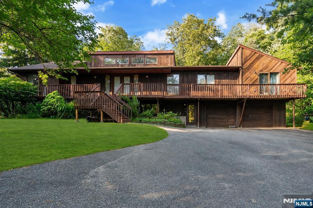 3 Bluefield Court - Photo 1
