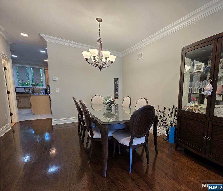 4 James Lane - Photo 3