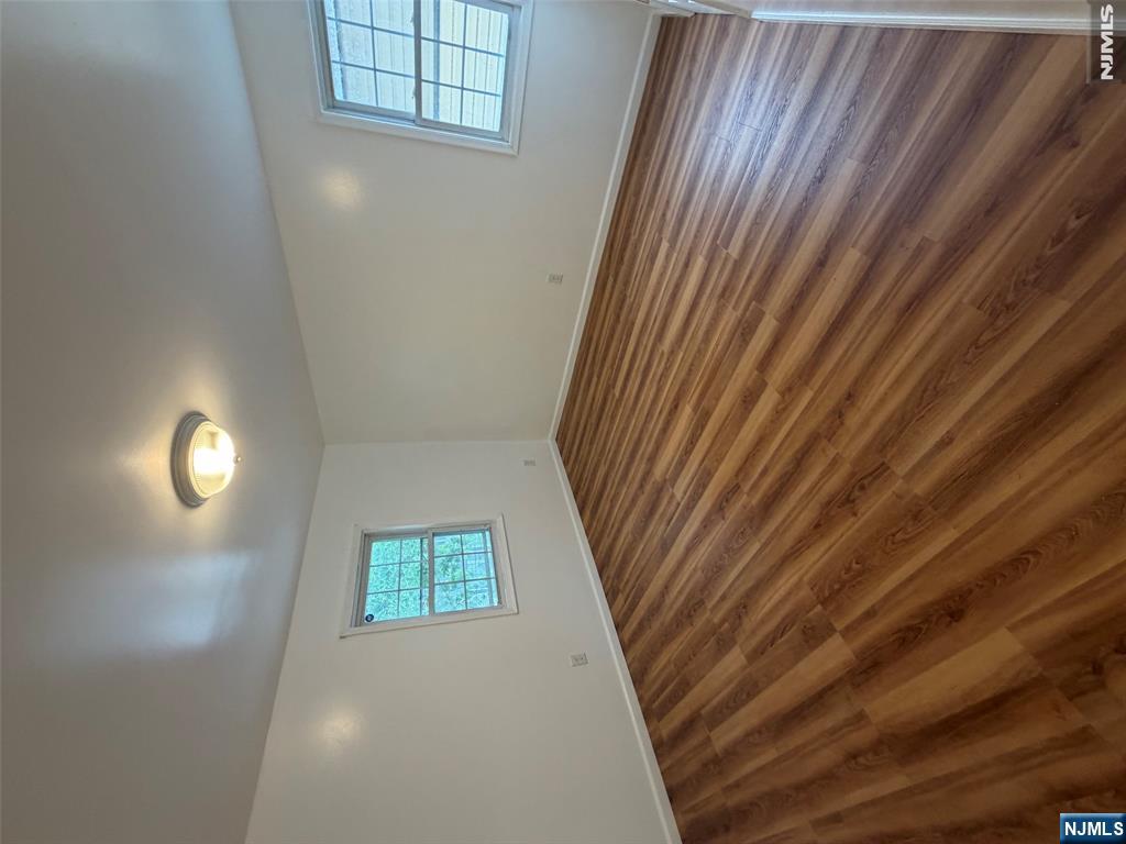 9 Evergreen Avenue 9 - Photo 3