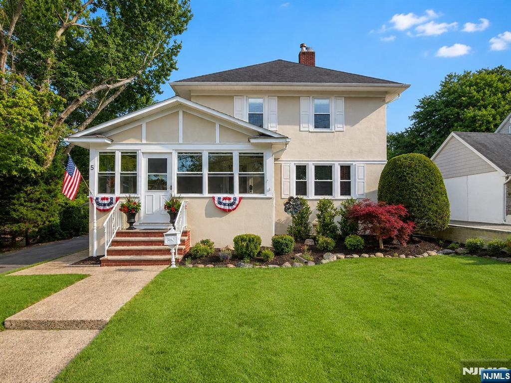 Homes for sale in Wyckoff, NJ | 5 Madison Hts, Wyckoff, NJ 07481 | MLS# 26024997