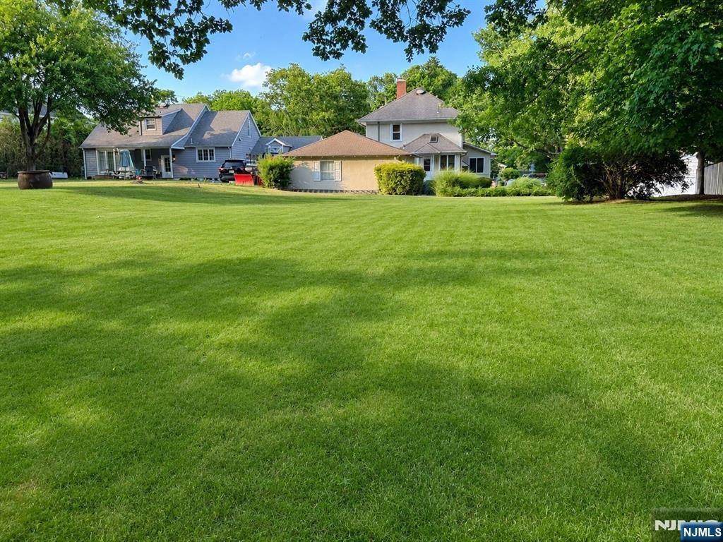 Homes for sale in Wyckoff, NJ | 5 Madison Hts, Wyckoff, NJ 07481 | MLS# 26024997