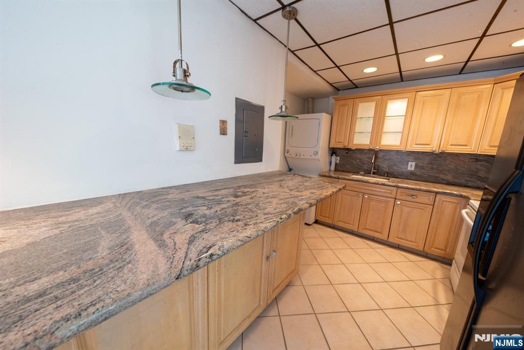 5814 Newkirk Avenue 2 - Photo 4