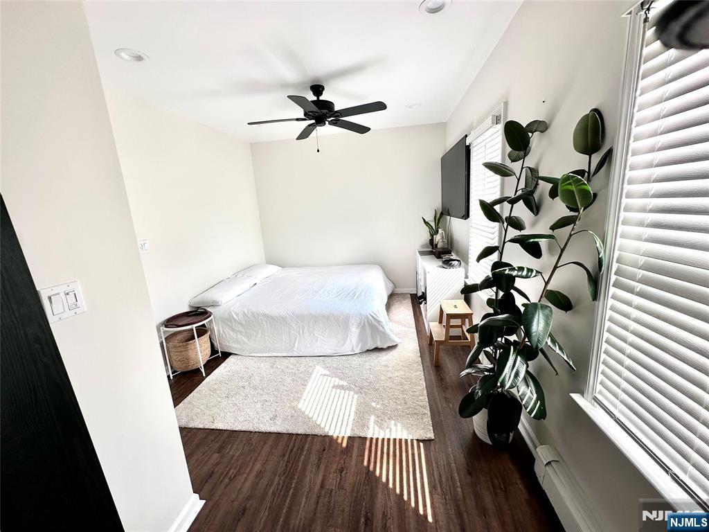 139 Sylvan Avenue - Photo 4