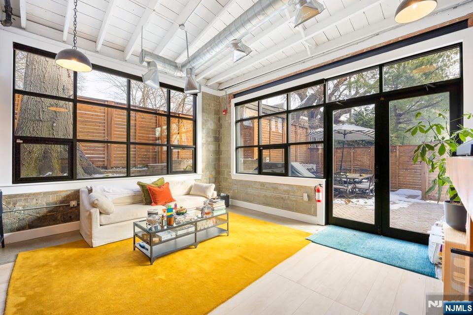 51 Greenwood Avenue 7 - Photo 3