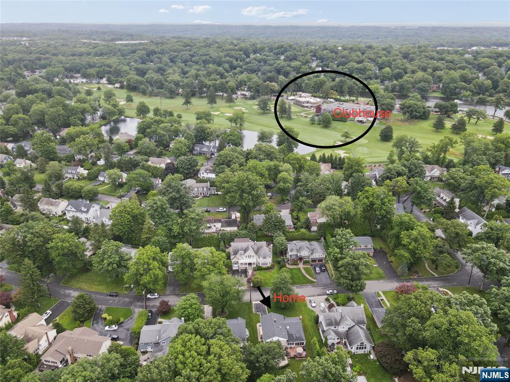 231 Canterbury Drive — photo 39