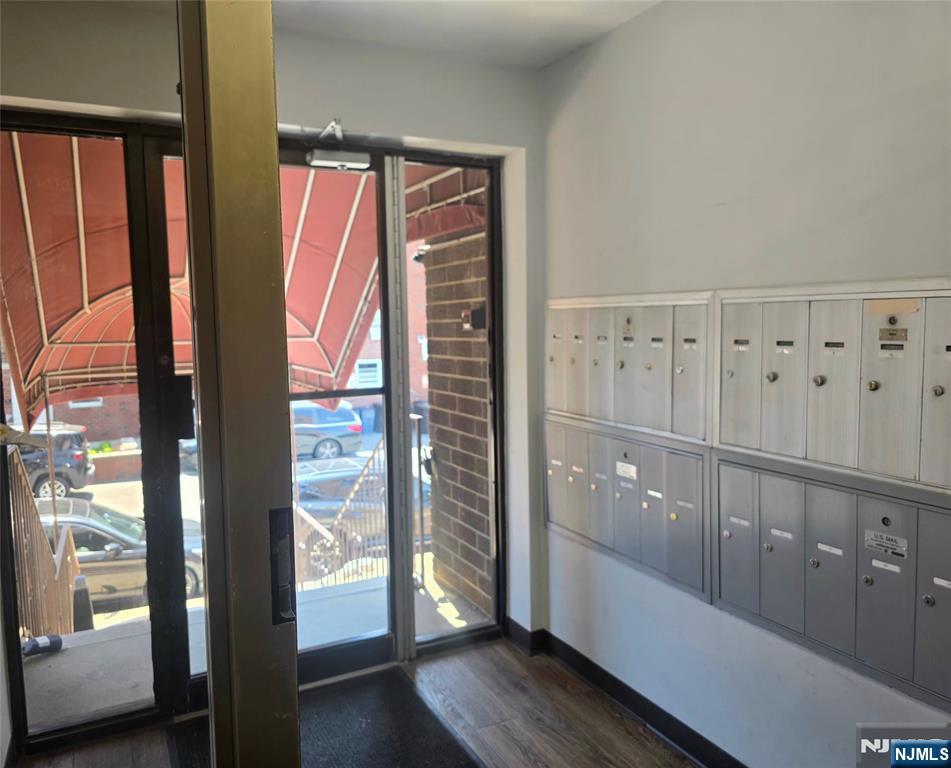 201 12th St #19, Palisades Park, NJ 07650