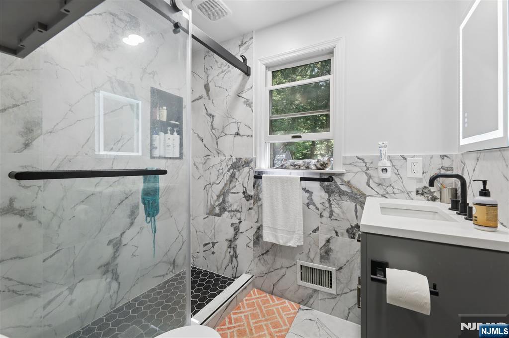 9 Smith Street — photo 14