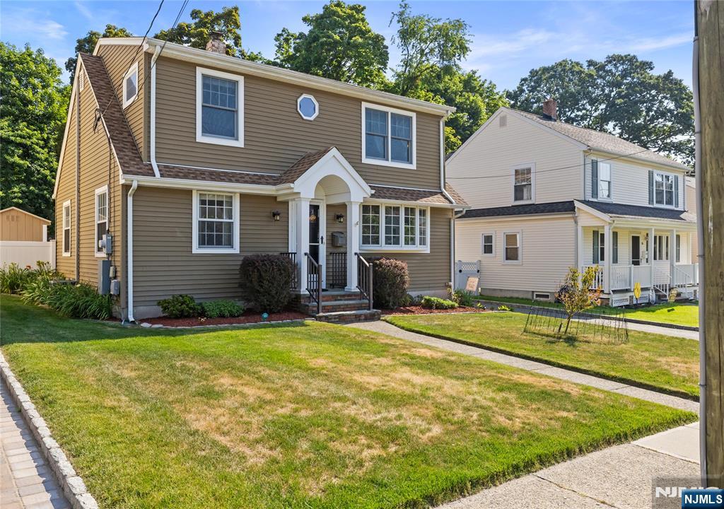 99 Lynwood Road - Photo 2