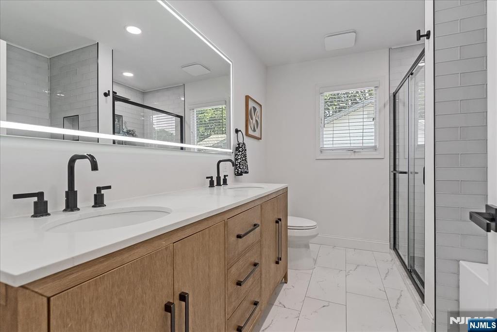 33-21 Southern Drive — photo 13