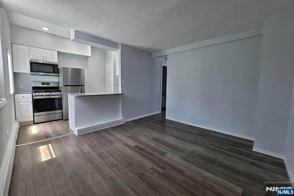 535 28th Street - Photo 1