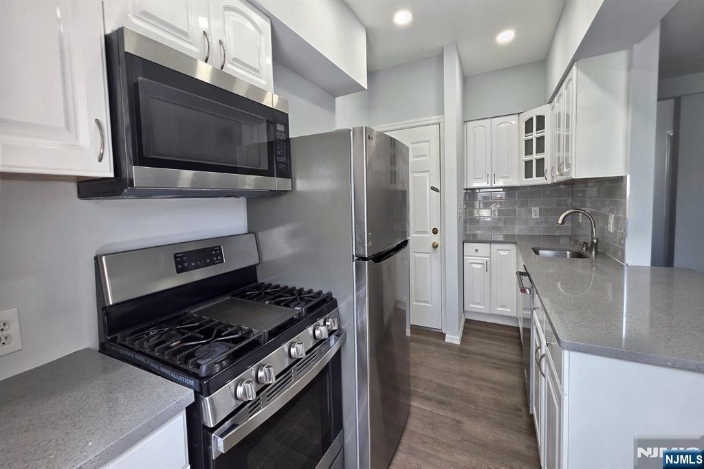 535 28th Street - Photo 3