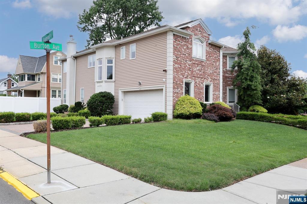 39 Burton Avenue - Photo 3