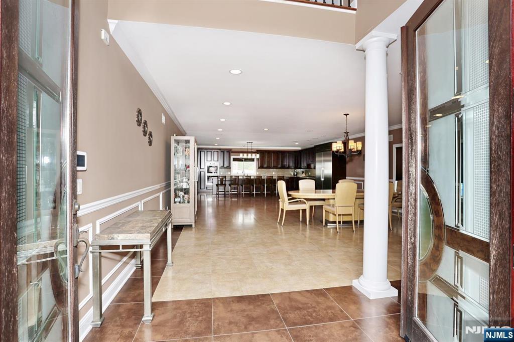 39 Burton Avenue - Photo 5