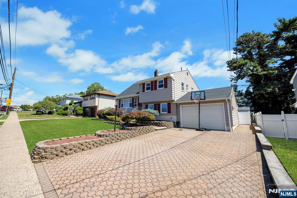 234 Hillside Avenue - Photo 4