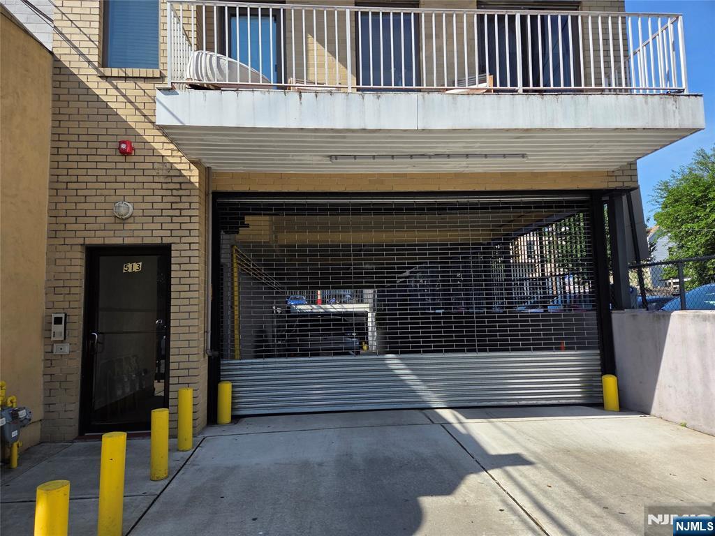 513 25th - Photo 1