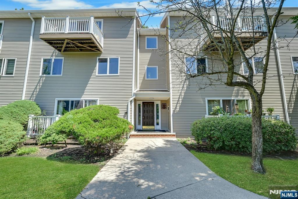 1st image of 15 Presidential Dr #15, Englewood, NJ 07631 | MLS# 26025058