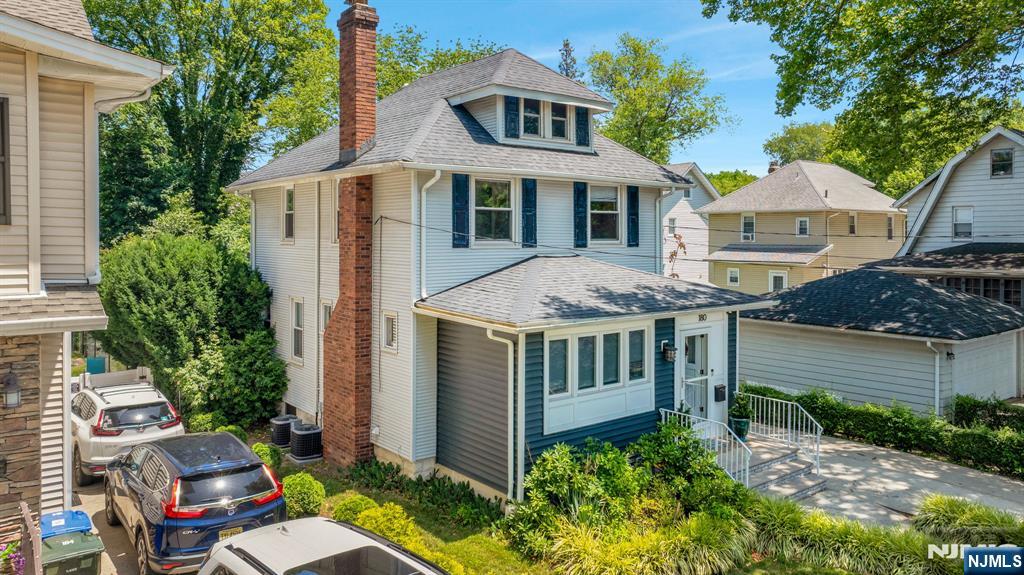 180 Washington Ave, Rutherford, NJ 07070