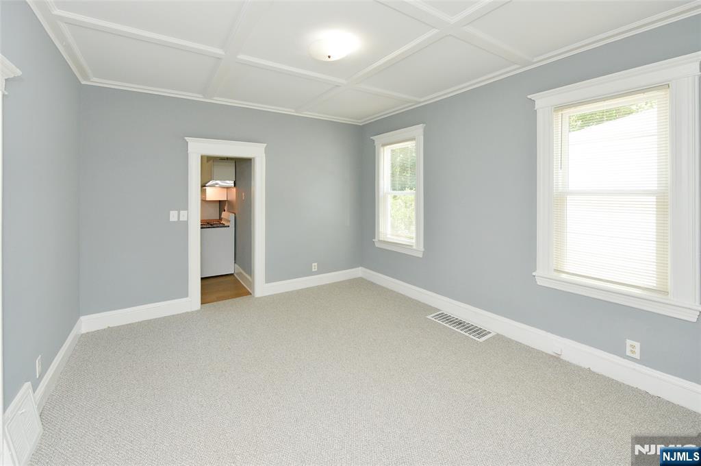 99 E Hunter Avenue - Photo 4