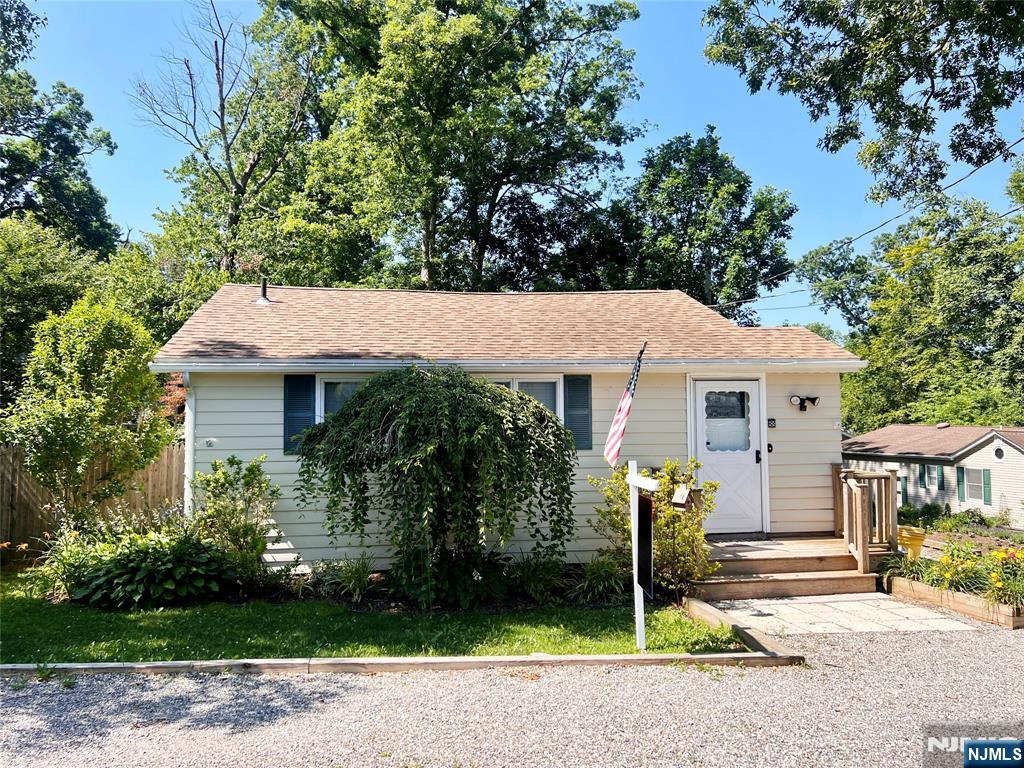 89 Tintle Avenue - Photo 1