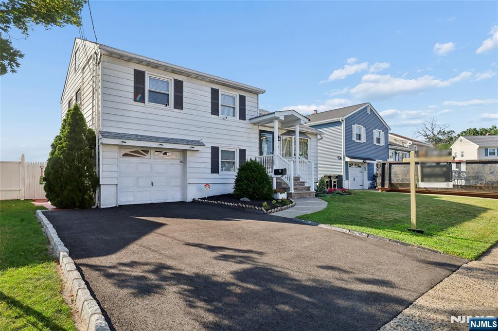 10 Truman Rd, North Arlington, NJ 07031