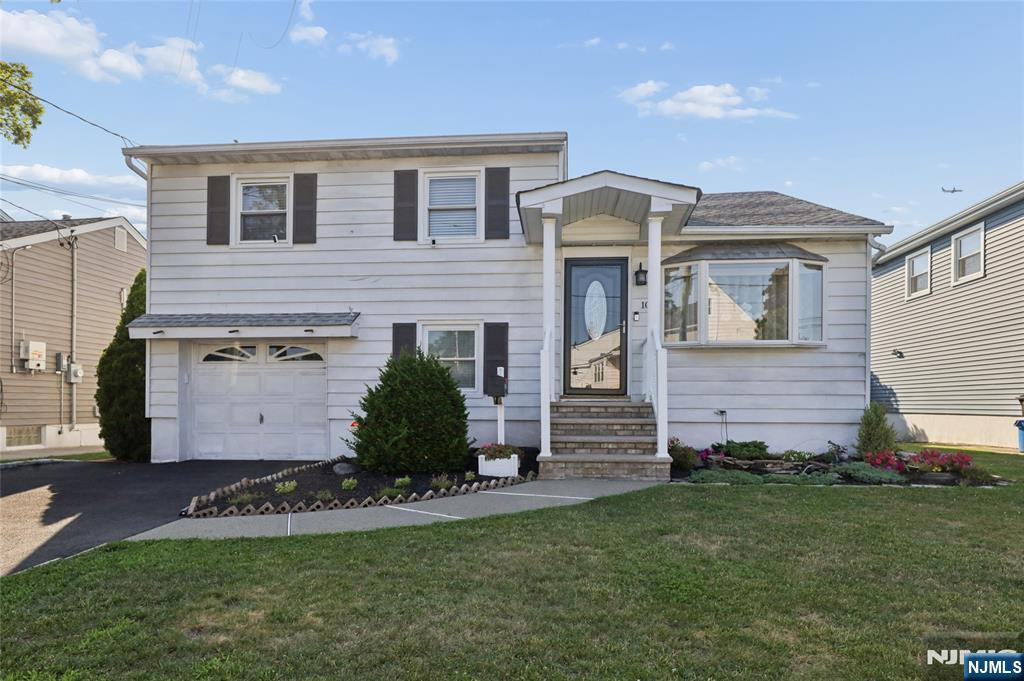 10 Truman Rd, North Arlington, NJ 07031