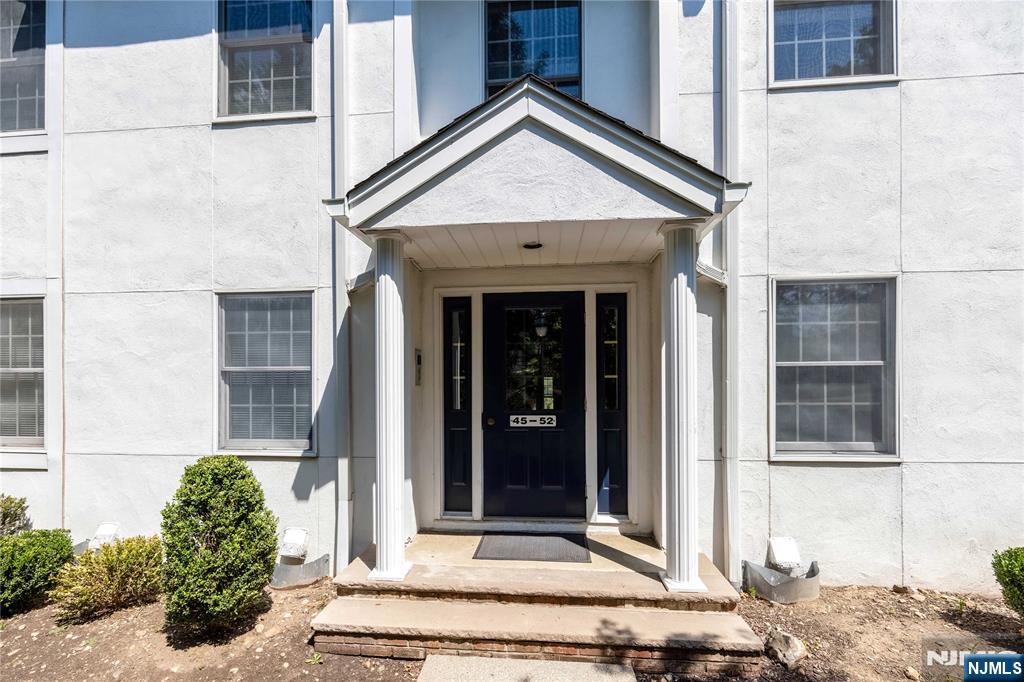 45 Colonial Village Drive 45 - Photo 3