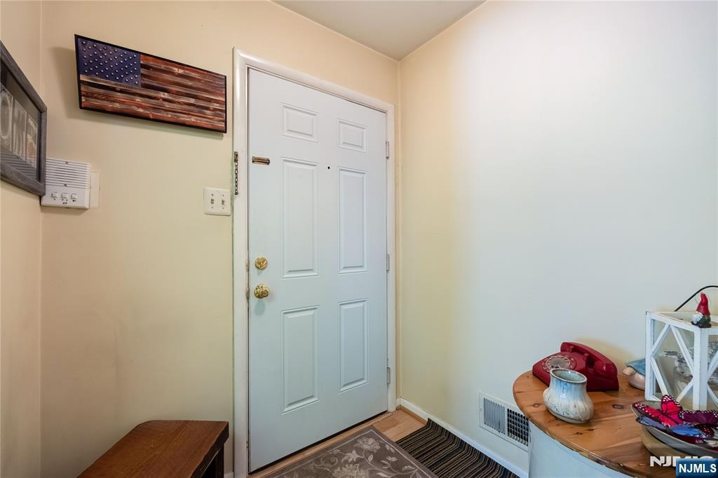 45 Colonial Village Drive 45 - Photo 4