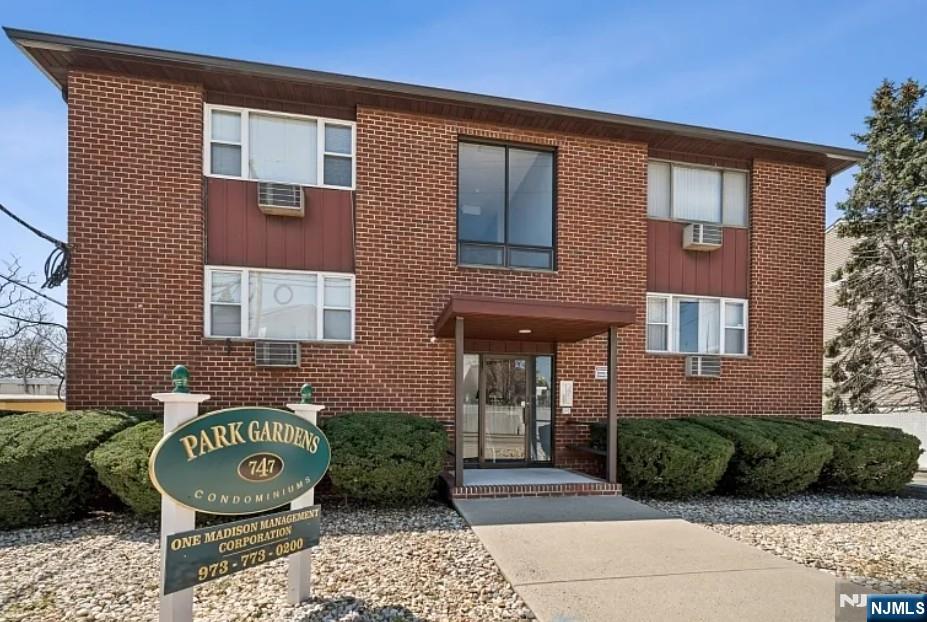 747 Riverside Avenue A1 - Photo 1