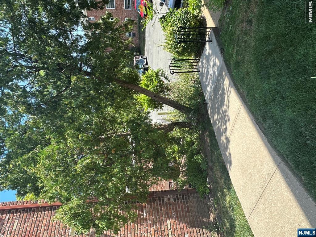 65 Hawthorne Place - Photo 4