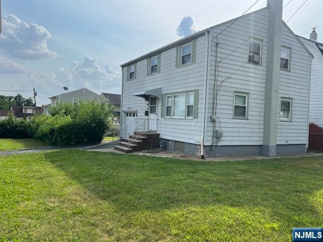 1363 Center Street - Photo 2