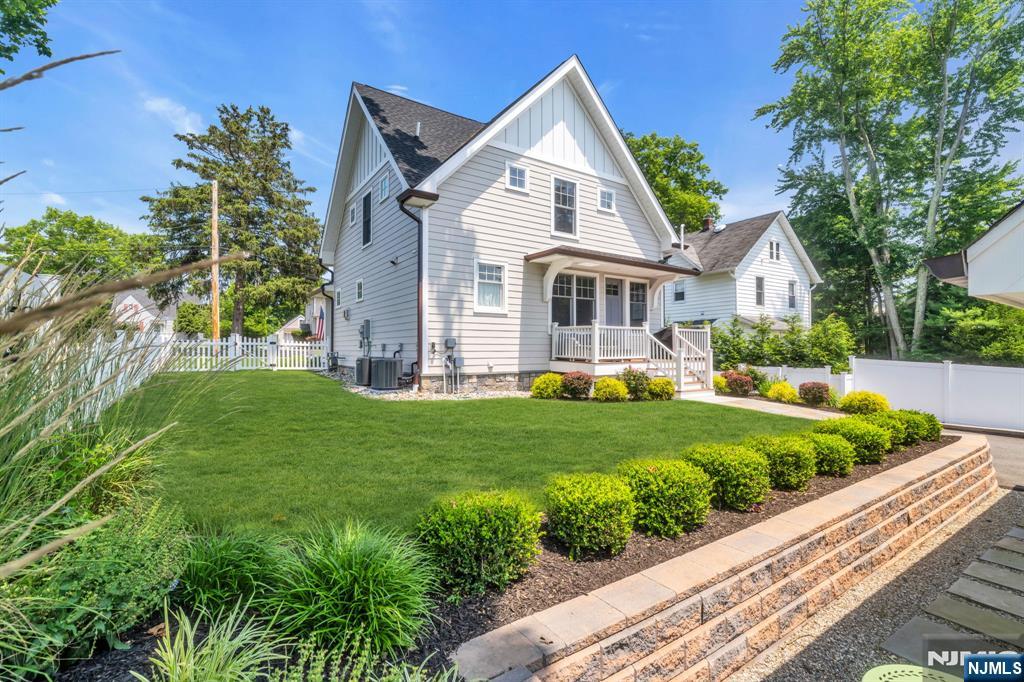 16 Storms Avenue — photo 48
